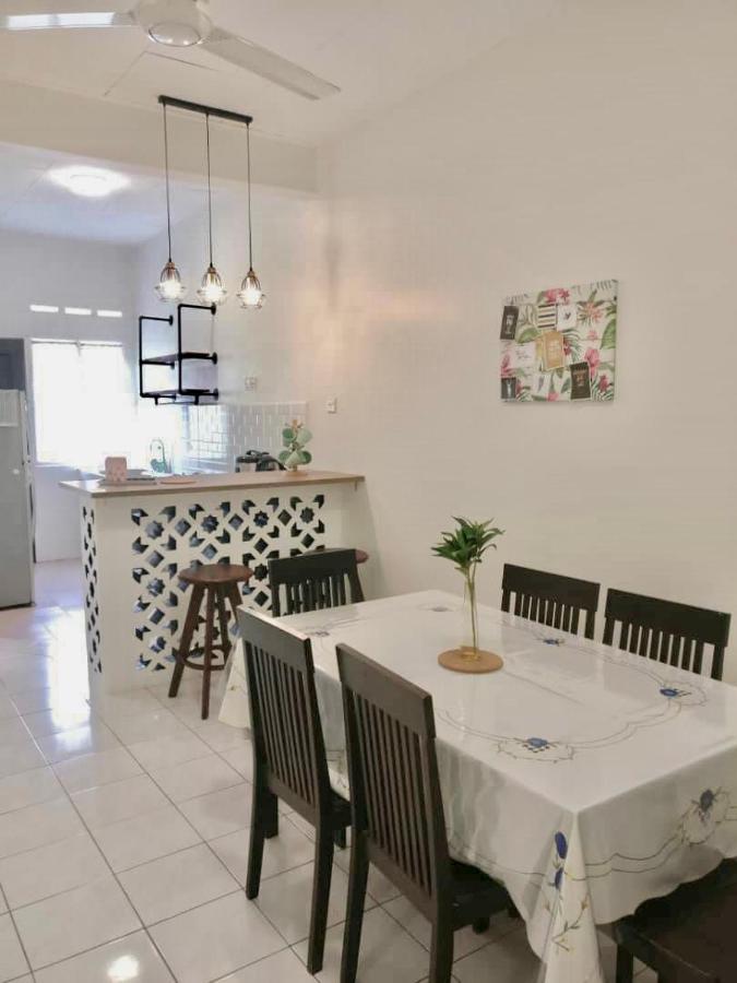 The Serene Homestay, Port Dickson Esterno foto